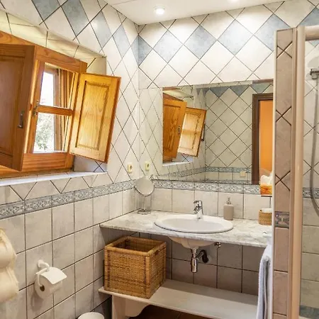 Guest house Rosich 3*